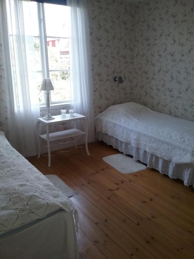 Karlstugan Cottage Vimmerby Eksteriør billede