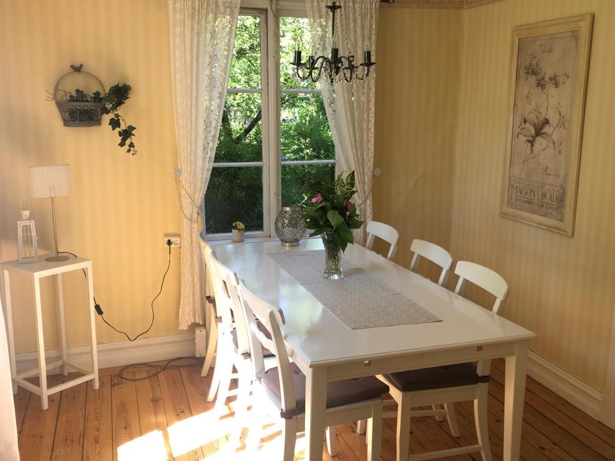 Karlstugan Cottage Vimmerby Eksteriør billede